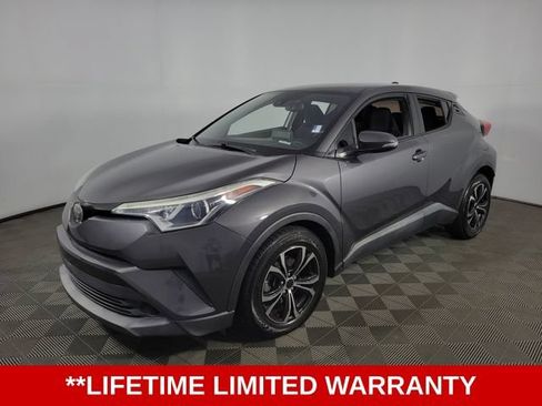 Used 2019 Toyota C-HR LE FWD image 3