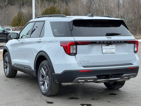 Used 2026 Ford Explorer Active w/ Active Comfort Package AWD/4WD image 39