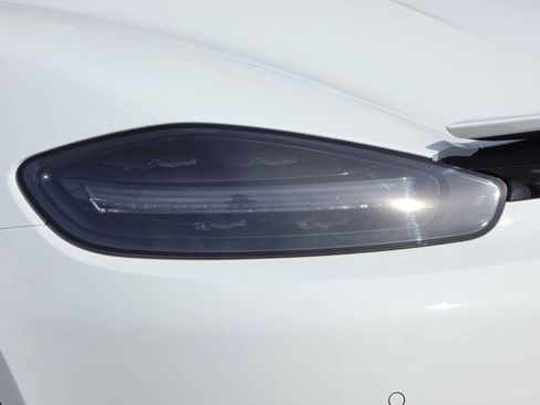 Used 2025 Porsche 718 Boxster GTS image 12