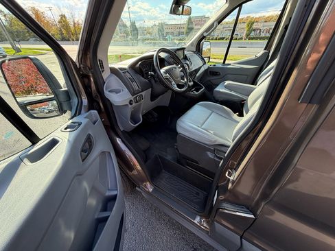 Used 2017 Ford Transit 350 XL image 13