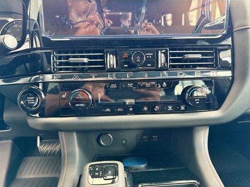 New 2026 Nissan Pathfinder Rock Creek w/ Rock Creek Premium Package AWD/4WD image 14