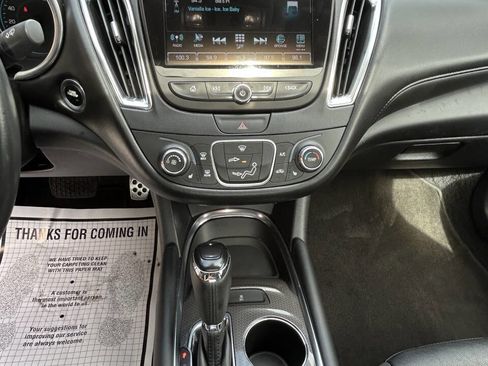 Used 2016 Chevrolet Malibu LT w/ Leather Package image 14