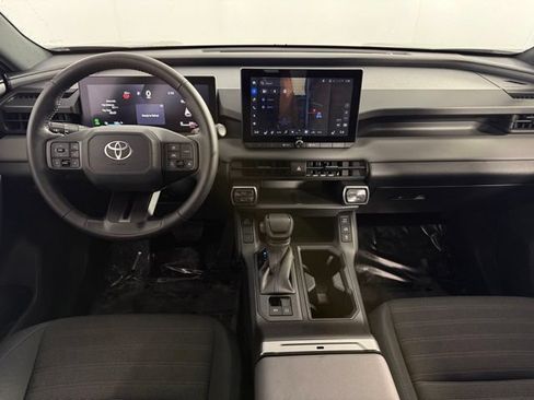 Used 2026 Toyota RAV4 SE w/ Convenience Package AWD/4WD image 20