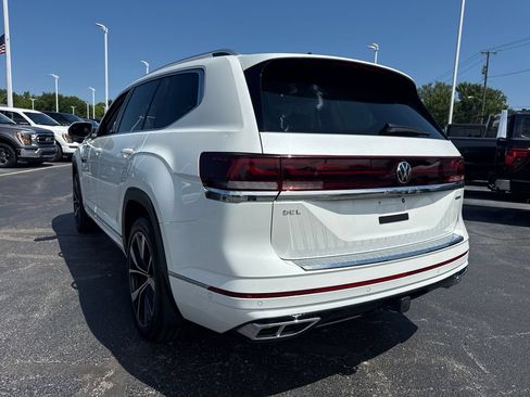 Used 2024 Volkswagen Atlas SEL Premium R-Line AWD/4WD image 11