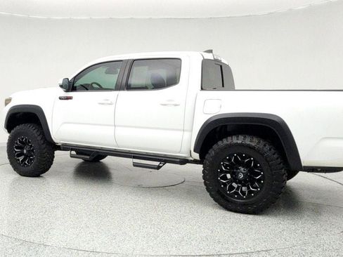 Used 2019 Toyota Tacoma TRD Pro image 7