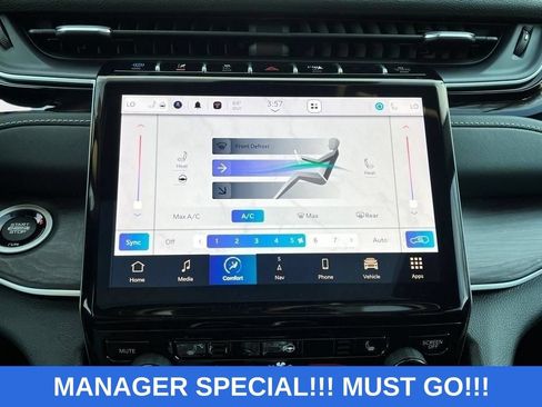New 2024 Jeep Grand Cherokee Limited 4xe AWD/4WD image 16