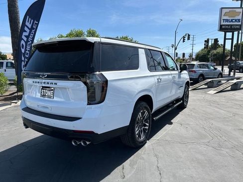 New 2026 Chevrolet Suburban Z71 w/ Z71 Off-Road Package AWD/4WD image 8
