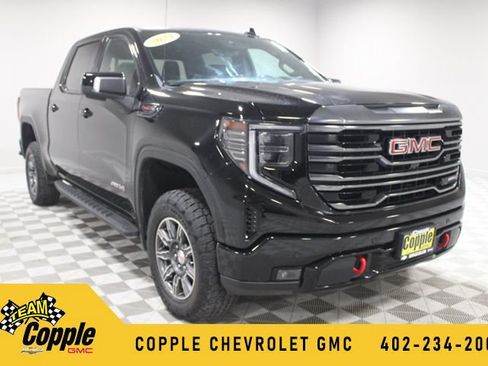 Used 2024 GMC Sierra 1500 AT4 w/ Technology Package AWD/4WD image 1