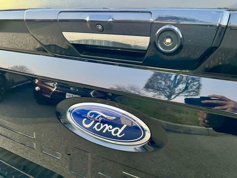 Used 2022 Ford F150 XLT w/ Equipment Group 302A High image 37