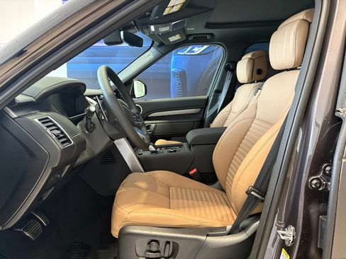 New 2026 Land Rover Discovery Dynamic SE AWD/4WD image 11