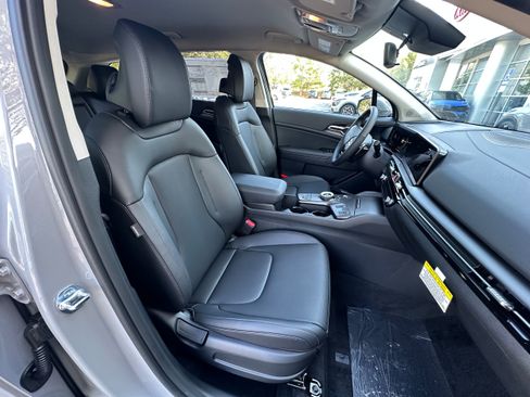 New 2026 Kia Sportage EX image 24