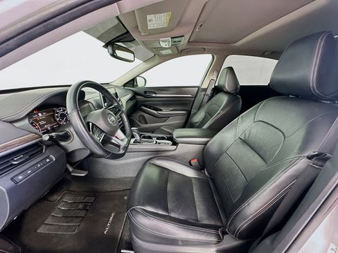 Used 2020 Nissan Altima 2.5 SL FWD image 22