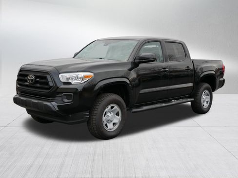 Used 2023 Toyota Tacoma SR image 3