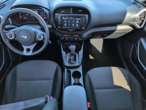 Used 2020 Kia Soul LX image 27