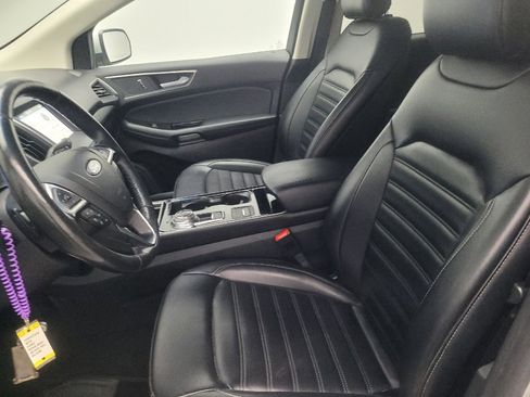 Used 2019 Ford Edge SEL w/ Equipment Group 201A AWD/4WD image 17