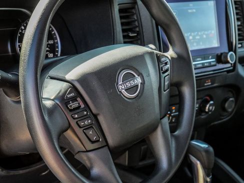 Used 2022 Nissan Frontier S RWD image 17