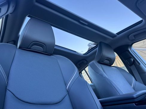 New 2026 Toyota Prius Limited FWD image 19