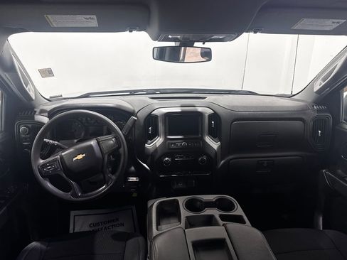 Used 2020 Chevrolet Silverado 1500 Custom w/ Custom Value Package image 2