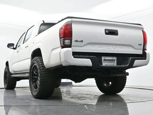 Used 2023 Toyota Tacoma SR AWD/4WD image 40