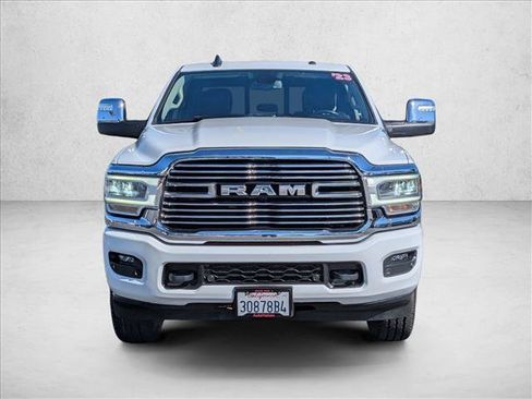 Used 2023 RAM 2500 Laramie AWD/4WD image 2