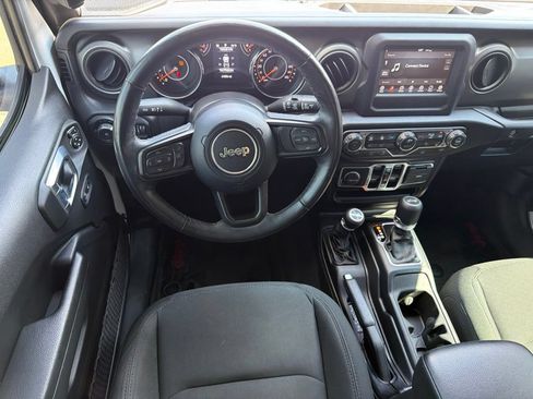 Used 2022 Jeep Wrangler Unlimited Sport AWD/4WD image 21
