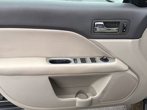 Used 2011 Ford Fusion SEL w/ 301A Rapid Spec Order Code image 23