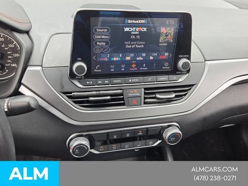 Used 2025 Nissan Altima 2.5 SR FWD image 19