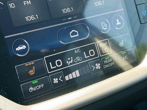 Used 2024 Subaru Ascent Premium AWD/4WD image 19