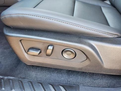 New 2026 Chevrolet Colorado LT image 9