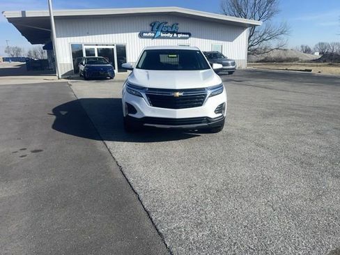 Used 2024 Chevrolet Equinox LT w/ LPO, Floor Liner Package image 3