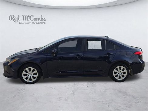 Used 2025 Toyota Corolla LE FWD image 2