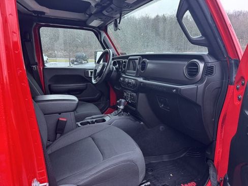 Used 2021 Jeep Wrangler Unlimited Sport image 12