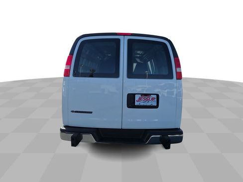 Used 2024 Chevrolet Express 2500 w/ Driver Convenience Package RWD image 7