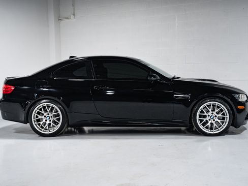 Used 2011 BMW M3 Coupe image 2
