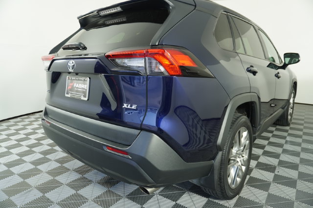 Used 2021 Toyota RAV4 XLE Premium FWD image 13