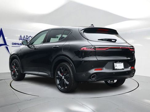 Used 2024 Dodge Hornet R/T Plus AWD/4WD image 2