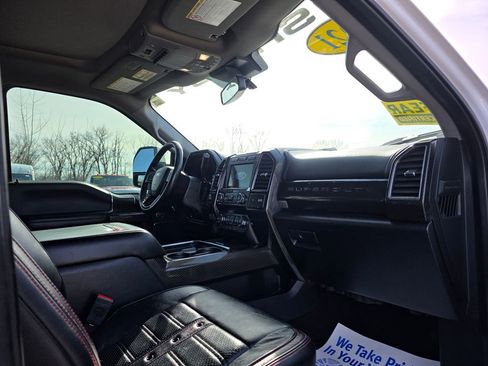 Used 2021 Ford F250 Lariat w/ Lariat Ultimate Package AWD/4WD image 42