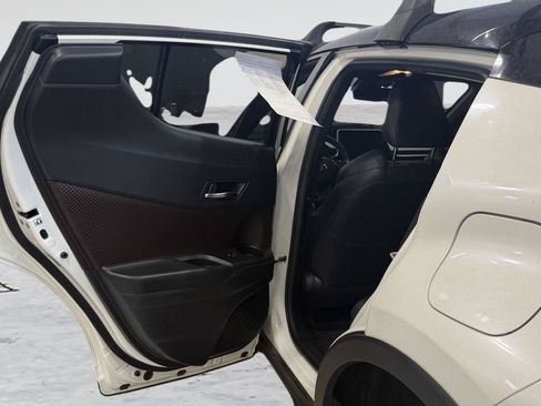Used 2019 Toyota C-HR Limited FWD image 25