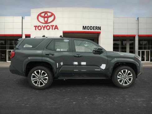 New 2026 Toyota 4Runner Limited AWD/4WD image 3
