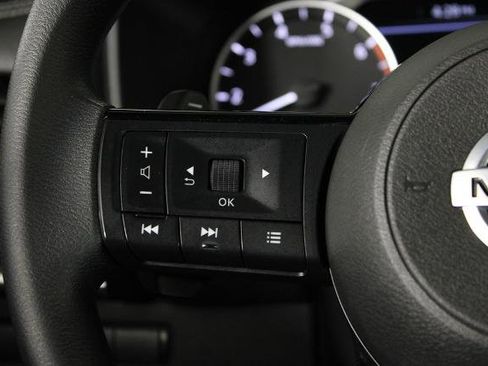 Certified 2021 Nissan Rogue SV FWD image 26
