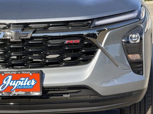 New 2026 Chevrolet Trax RS image 9