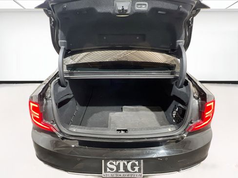 Used 2017 Volvo S90 T6 Inscription w/ Vision Package image 19