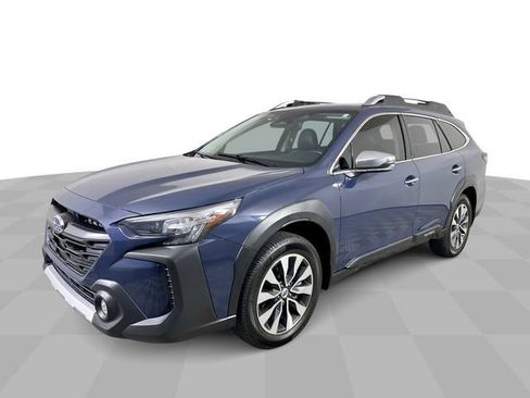 Used 2023 Subaru Outback Touring XT AWD/4WD image 4