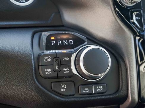 New 2026 RAM 1500 Big Horn AWD/4WD image 20