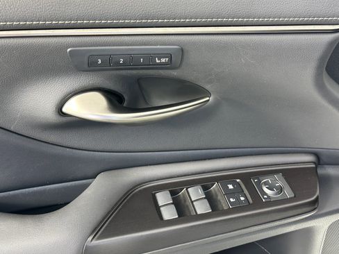 Used 2019 Lexus ES 350 F Sport FWD image 25