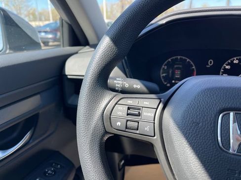 Certified 2025 Honda CR-V LX image 21