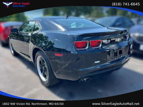 Used 2013 Chevrolet Camaro LS RWD image 5