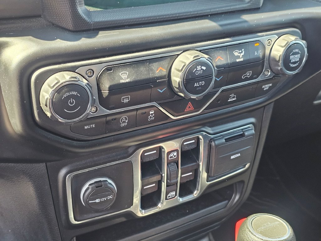 Used 2022 Jeep Gladiator Sport AWD/4WD image 29
