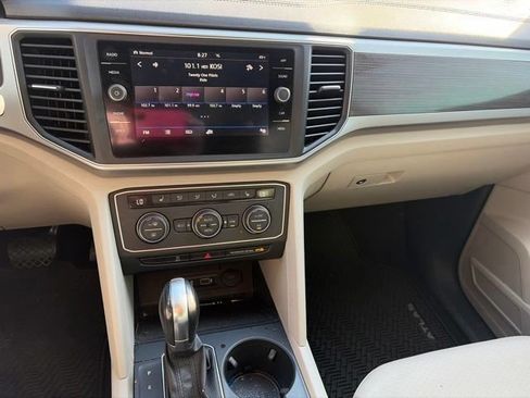Used 2019 Volkswagen Atlas SE w/ Panoramic Sunroof Package AWD/4WD image 16