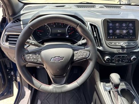 Used 2023 Chevrolet Equinox RS w/ RS Leather Package AWD/4WD image 25